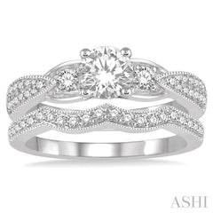 Round Shape Diamond Wedding Set