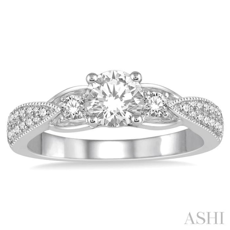 Round Shape Semi-Mount Diamond Engagement Ring