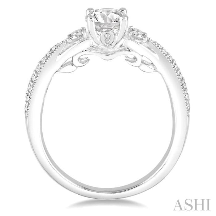 Round Shape Semi-Mount Diamond Engagement Ring