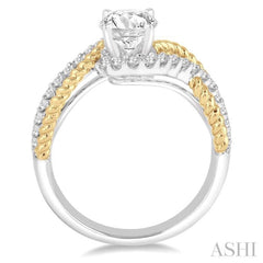 Round Shape Semi-Mount Diamond Engagement Ring