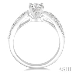 Round Shape Semi-Mount Diamond Engagement Ring