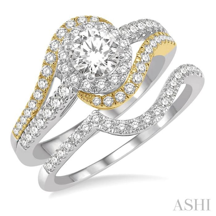 Round Shape Halo Diamond Wedding Set