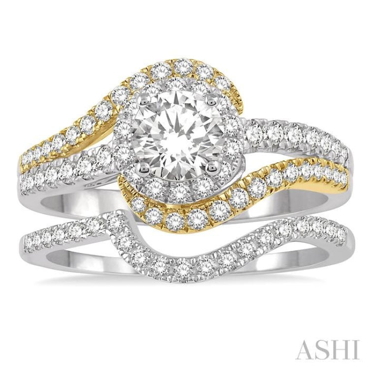 Round Shape Halo Diamond Wedding Set