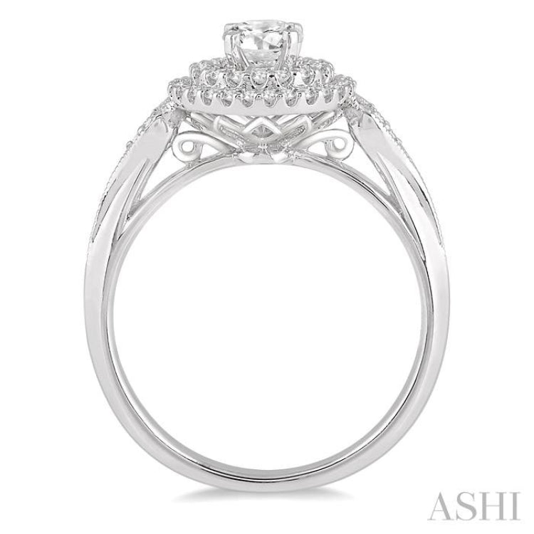 Round Shape Halo Diamond Engagement Ring