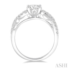 Round Shape Semi-Mount Diamond Engagement Ring