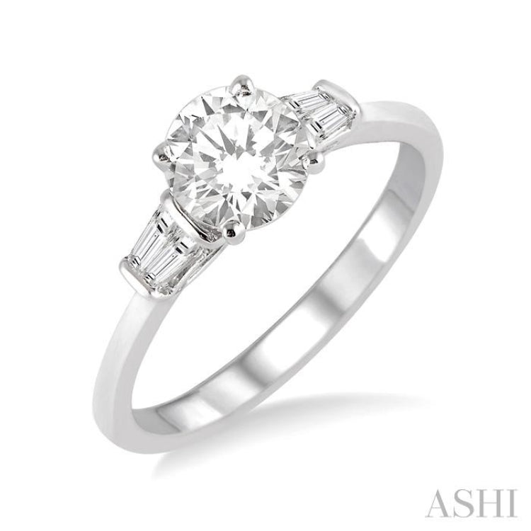 Round Shape Semi-Mount Diamond Engagement Ring