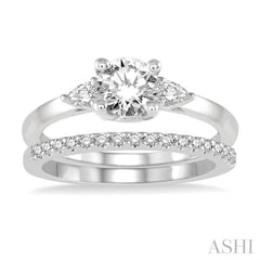 Round Shape Diamond Wedding Set