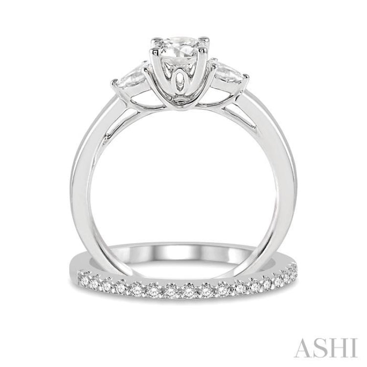 Round Shape Diamond Wedding Set