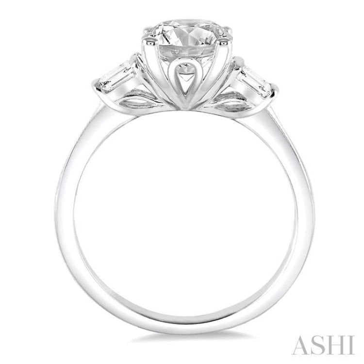 Round Shape Semi-Mount Diamond Engagement Ring