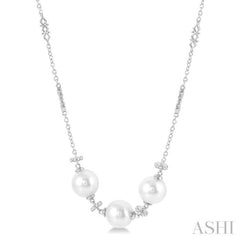 Pearl & Diamond Fashion Necklace