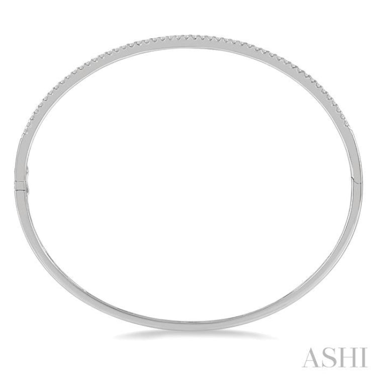 1/2 Ctw Slim Round Cut Diamond Bangle in 14K White Gold