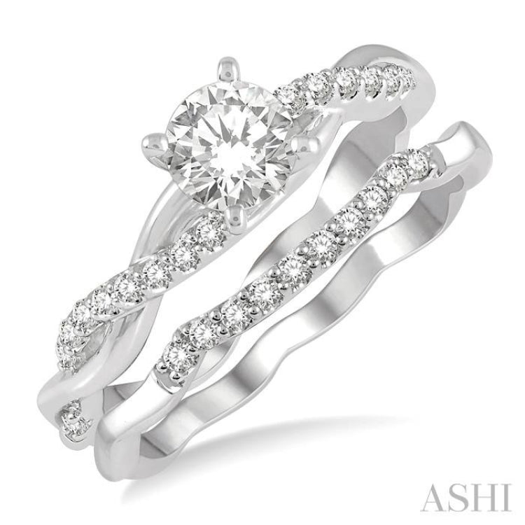 Round Shape Diamond Wedding Set