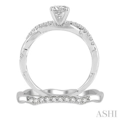 Round Shape Diamond Wedding Set