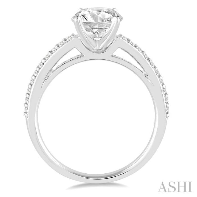 Round Shape Semi-Mount Diamond Engagement Ring