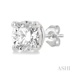 Round Shape Diamond Stud Earrings