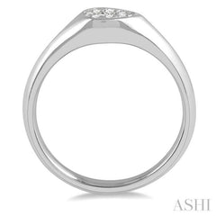 Pear Shape Lovebright Essential Diamond Signet Ring