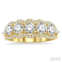 Round Shape 5 Stone Diamond Fashion Ring