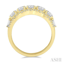 Round Shape 5 Stone Diamond Fashion Ring