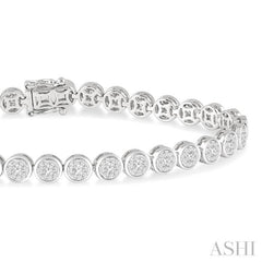 Round Shape Lovebright Essential Diamond Bracelet