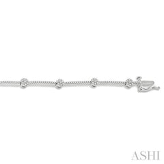 1 Ctw Cluster Round Cut Diamond Bar Link Bracelet in 10K White Gold