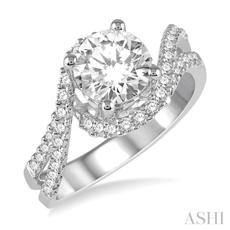 Round Shape Semi-Mount Diamond Engagement Ring