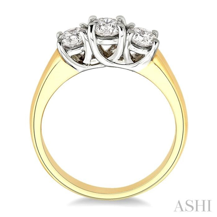 Round Shape Past Present & Future Diamond Engagement Ring