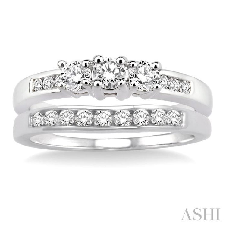 Round Shape Past Present & Future Diamond Wedding Set