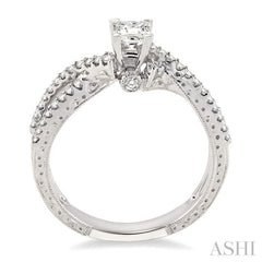 Princess Shape Diamond Engagement Ring