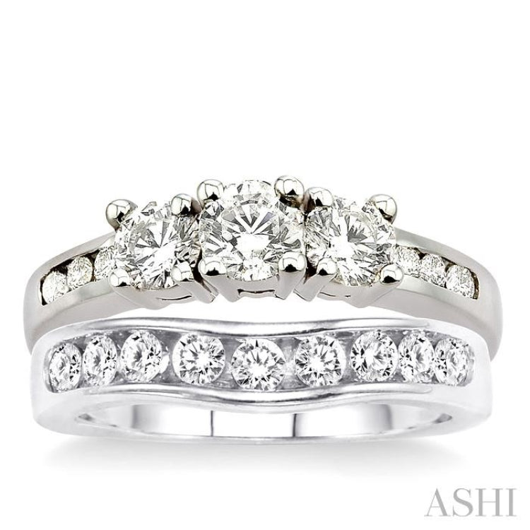 Round Shape Past Present & Future Diamond Wedding Set