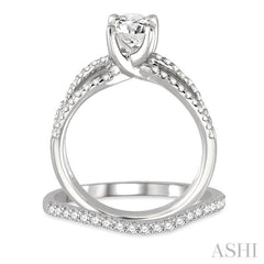 Round Shape Diamond Wedding Set