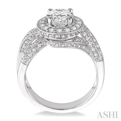 Oval Shape Semi-Mount Halo Diamond Engagement Ring