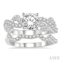 Round Shape Diamond Wedding Set