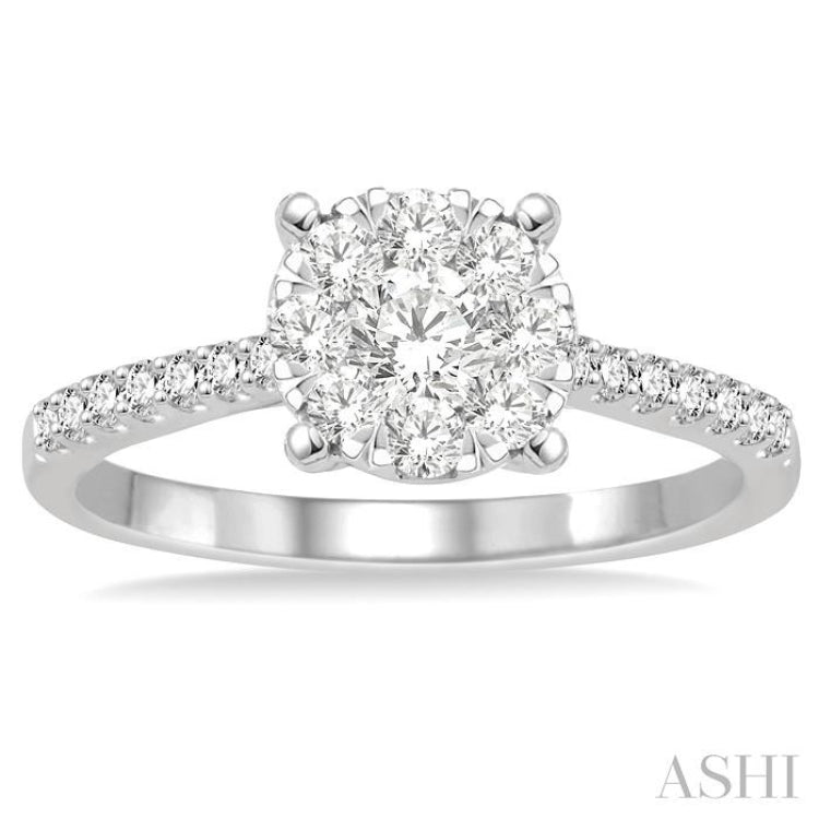 Lovebright Essential Diamond Engagement Ring