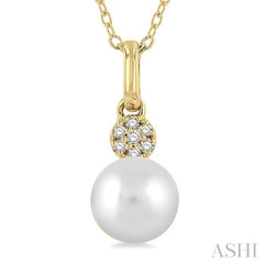 Pearl & Petite Diamond Fashion Pendant