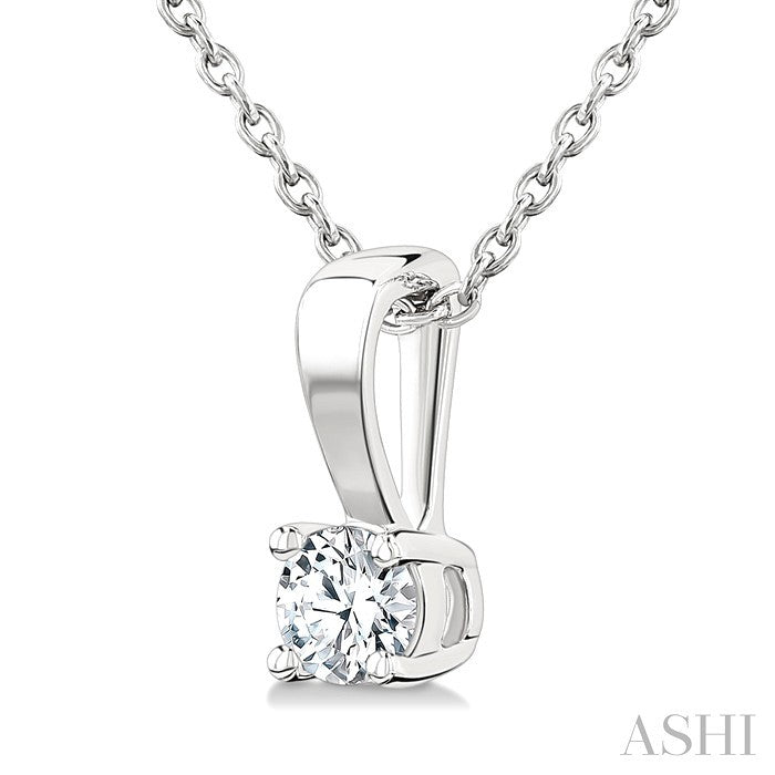 1/6 Ctw Prong Set Round Cut Diamond Solitaire Pendant With Chain in 14K White Gold