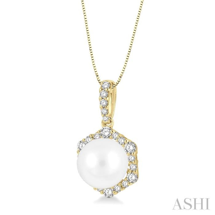 Pearl & Halo Diamond Fashion Pendant