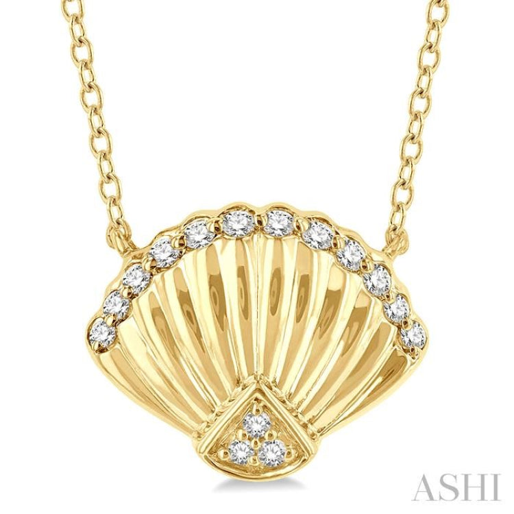 Seashell Petite Diamond Fashion Pendant