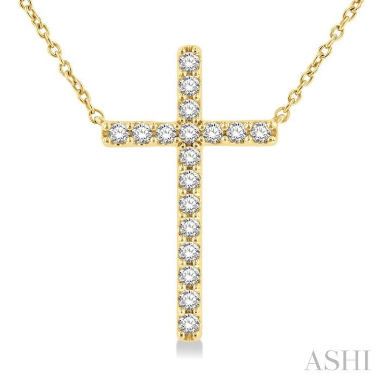 1/2 Ctw Round Cut Diamond Cross Fashion Station Necklace in 10K Yellow Gold