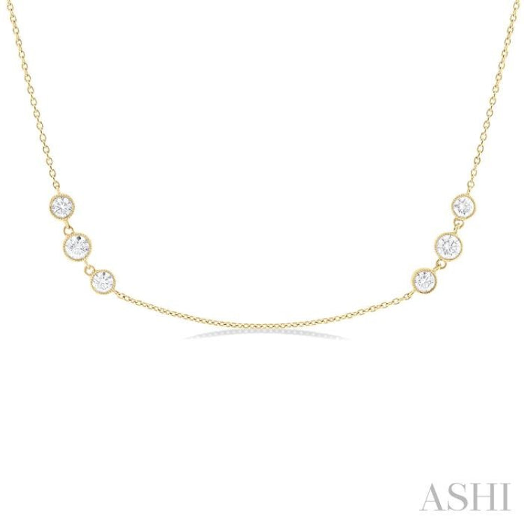 1 1/2 Ctw Three Stone Bezel Set Round Cut Diamond Station Necklace in 14K Yellow Gold