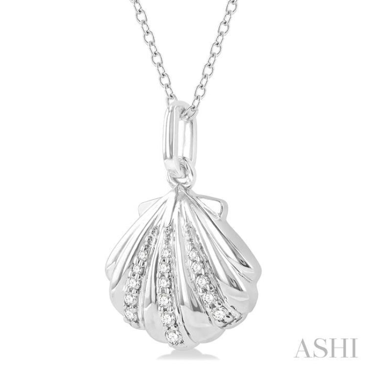 Seashell Petite Diamond Fashion Pendant