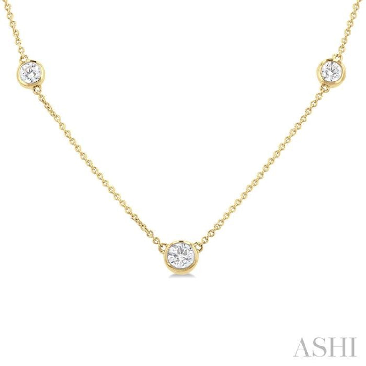 Bezel Set Graduated Diamond Station Necklace