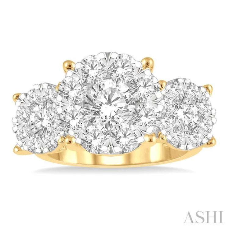 Round Shape Past Present & Future Lovebright Essential Diamond Engagement Ring