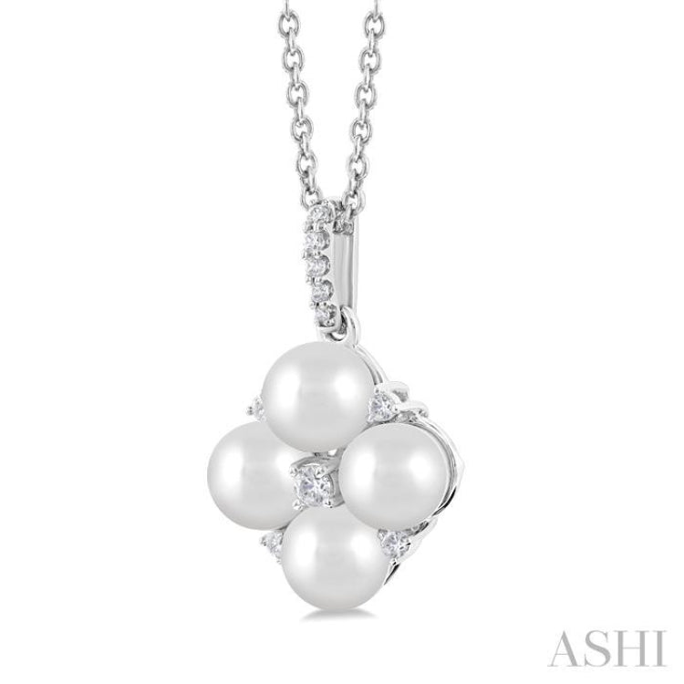 Pearl & Diamond Fashion Pendant