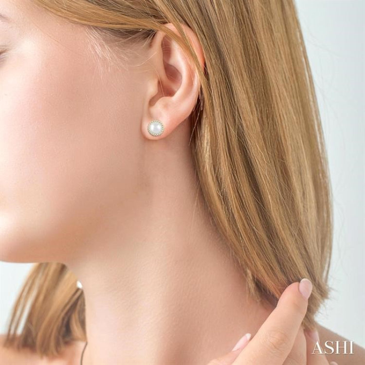 5.5 MM Round Shape Cultured Pearls and 1/8 Ctw Petite Round Cut Diamond Halo Fashion Stud Earrings in 10K Yellow Gold