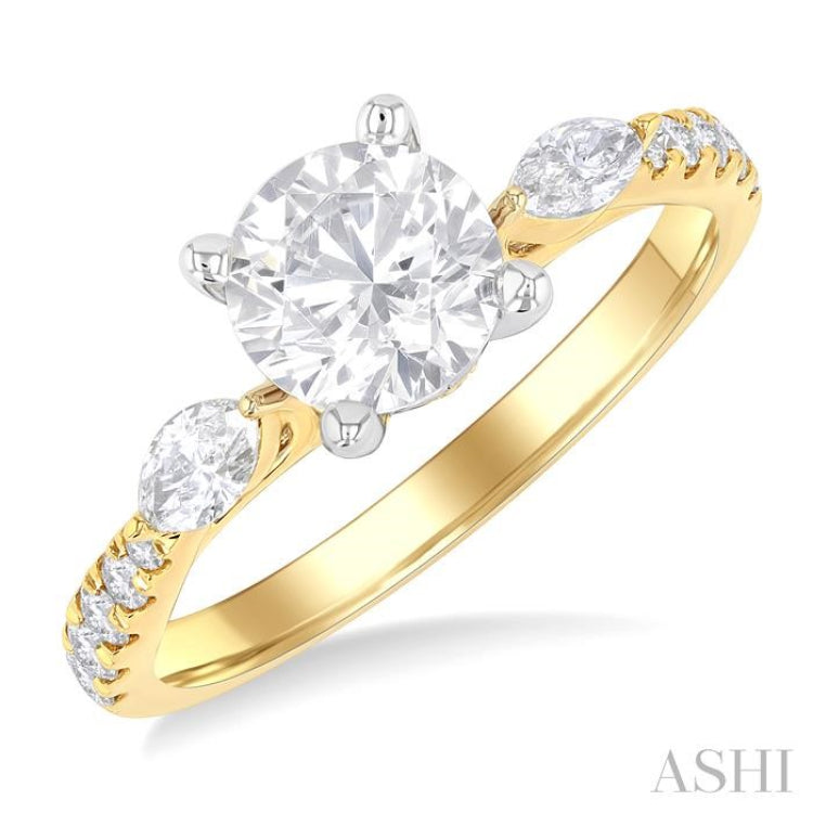 Round Shape Semi-Mount Diamond Engagement Ring