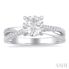 Round Shape Semi-Mount Diamond Engagement Ring