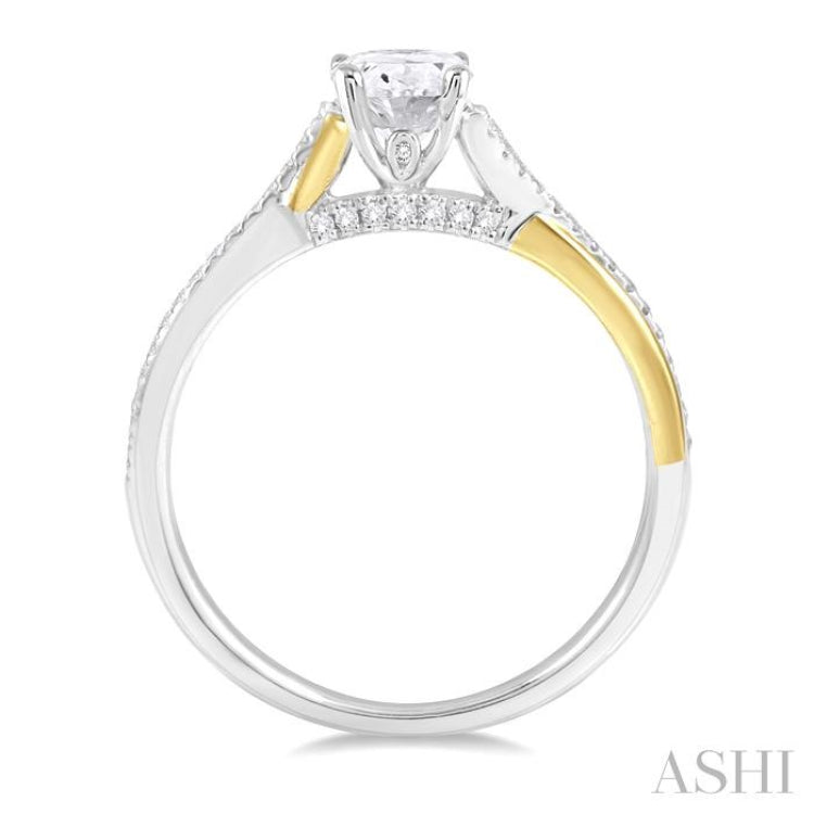 Round Shape Semi-Mount Diamond Engagement Ring