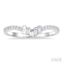 Chevron Baguette Diamond Wedding Band