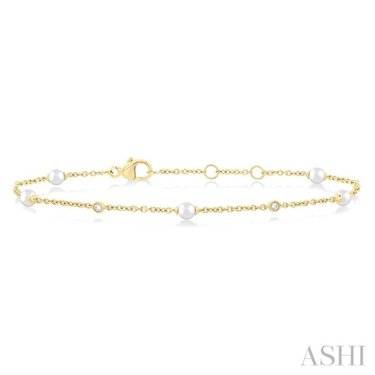 3 MM Round Shape Cultured Pearl and 1/20 ctw Round Cut Diamond Fashion Station Bracelet in 14K Yellow Gold