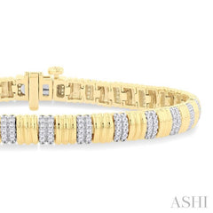 3/4 ctw Ribbed Round Cut Diamond Fashion Bracelet in 10K Yellow Gold